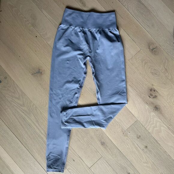 gymshark periwinkle blue seamless leggings - Picture 4 of 4